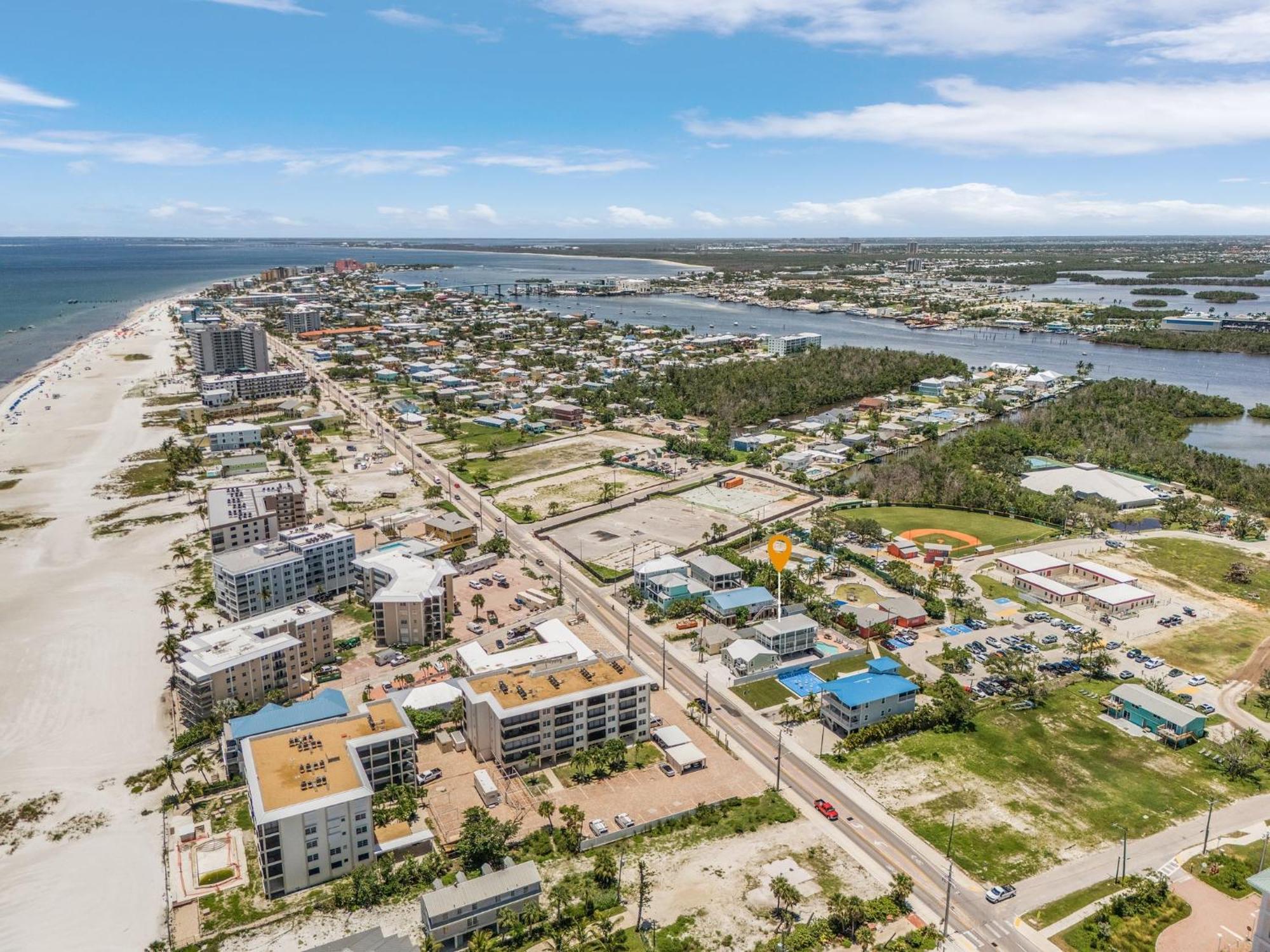 Sunset Paradise Unit B Villa Fort Myers Beach Exterior photo